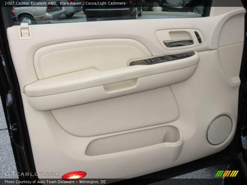 Black Raven / Cocoa/Light Cashmere 2007 Cadillac Escalade AWD