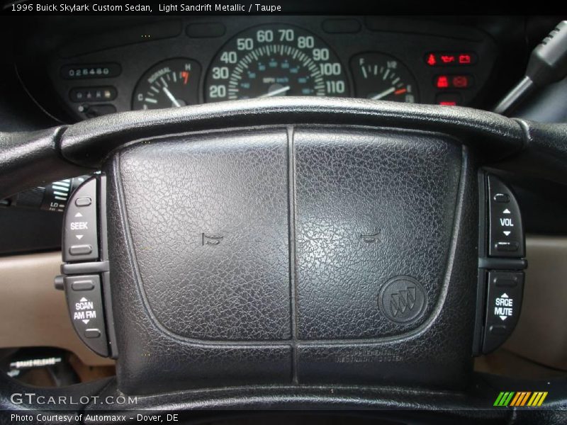 Light Sandrift Metallic / Taupe 1996 Buick Skylark Custom Sedan