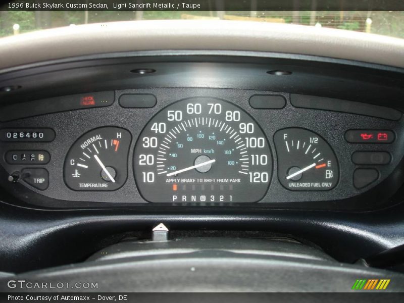 Light Sandrift Metallic / Taupe 1996 Buick Skylark Custom Sedan