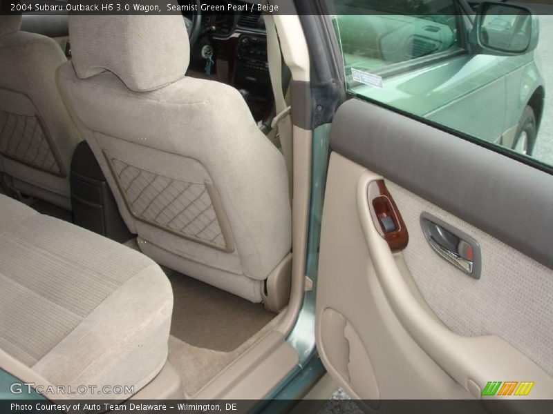 Seamist Green Pearl / Beige 2004 Subaru Outback H6 3.0 Wagon