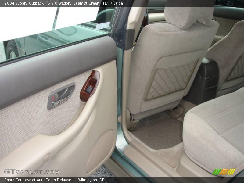 Seamist Green Pearl / Beige 2004 Subaru Outback H6 3.0 Wagon