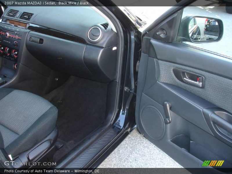 Black Mica / Black 2007 Mazda MAZDA3 i Sedan