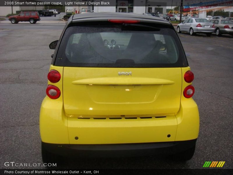 Light Yellow / Design Black 2008 Smart fortwo passion coupe