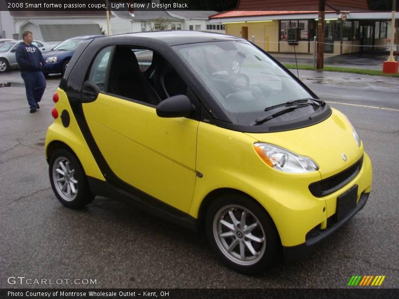 Light Yellow / Design Black 2008 Smart fortwo passion coupe