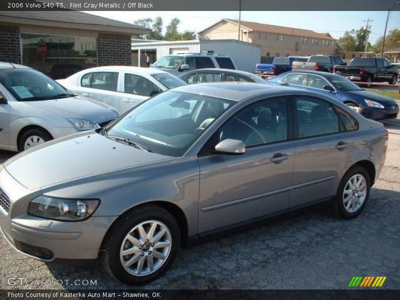 Flint Gray Metallic / Off Black 2006 Volvo S40 T5