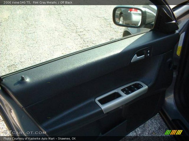 Flint Gray Metallic / Off Black 2006 Volvo S40 T5