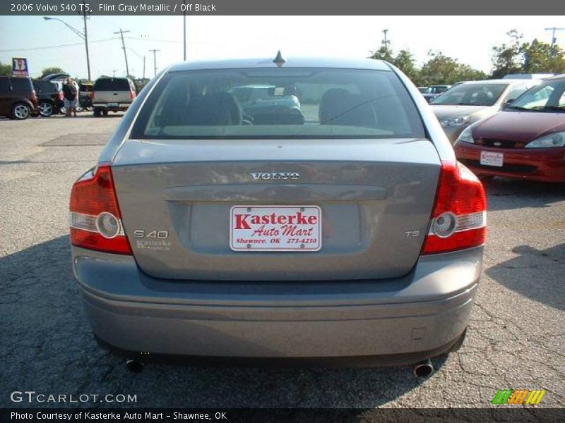 Flint Gray Metallic / Off Black 2006 Volvo S40 T5