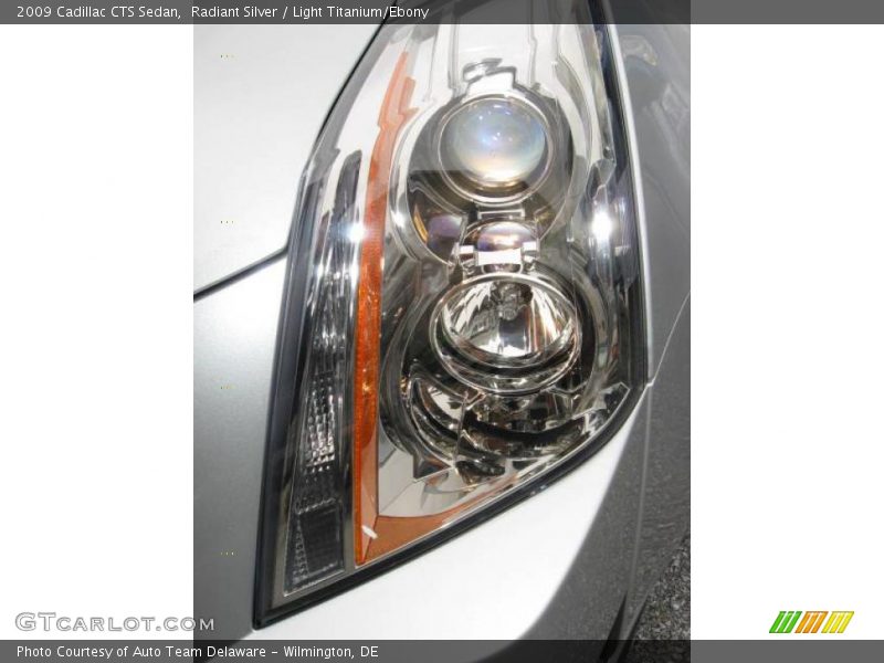 Radiant Silver / Light Titanium/Ebony 2009 Cadillac CTS Sedan