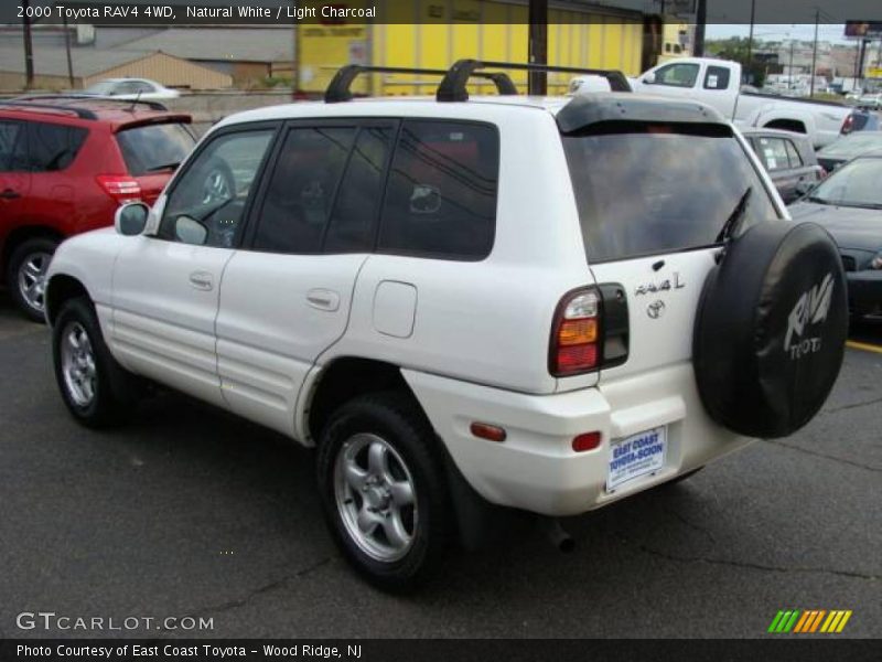 Natural White / Light Charcoal 2000 Toyota RAV4 4WD