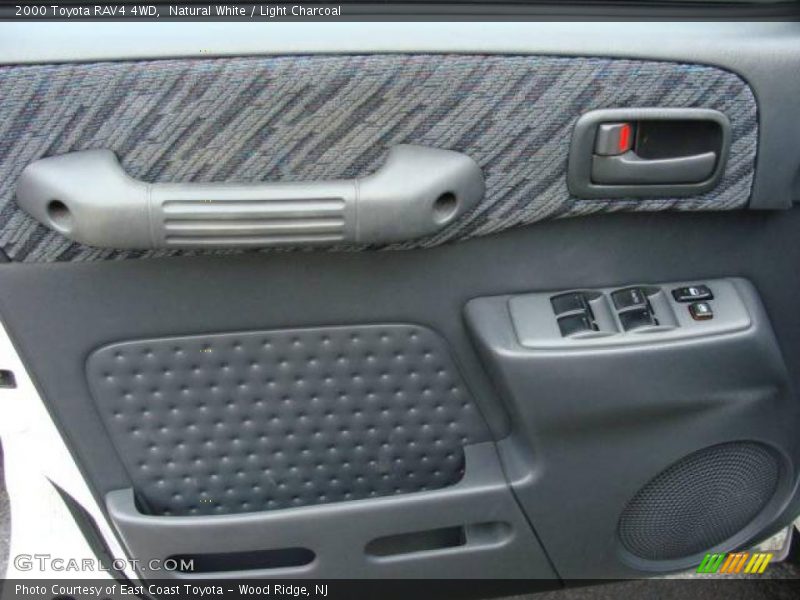 Natural White / Light Charcoal 2000 Toyota RAV4 4WD
