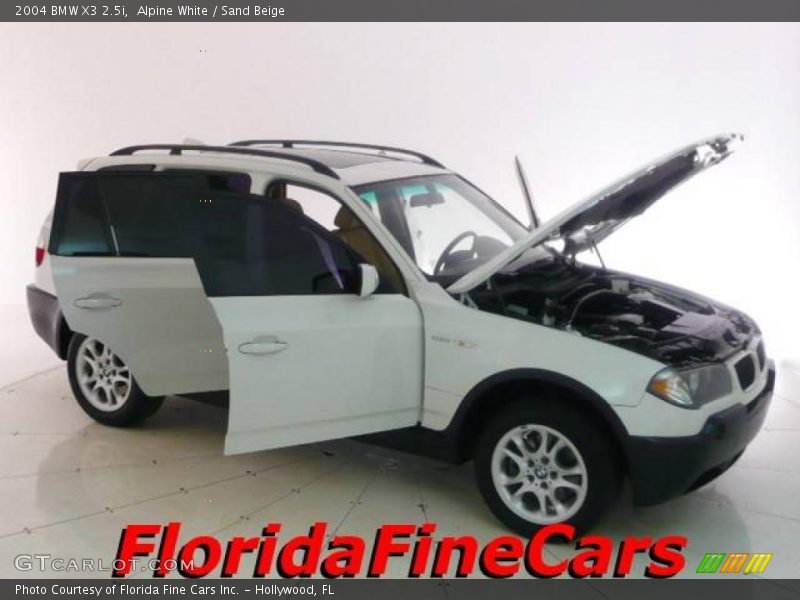Alpine White / Sand Beige 2004 BMW X3 2.5i