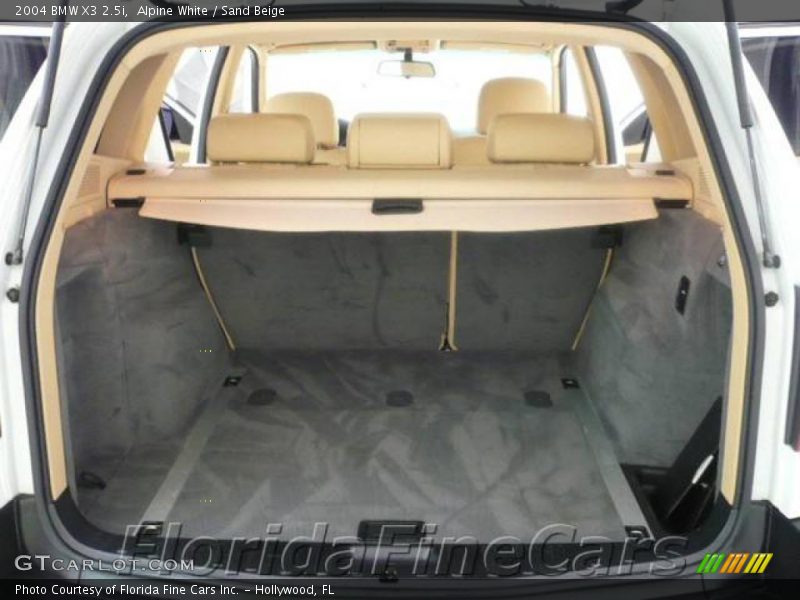 Alpine White / Sand Beige 2004 BMW X3 2.5i