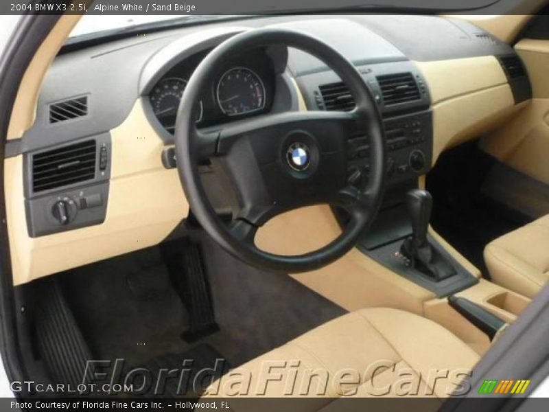 Alpine White / Sand Beige 2004 BMW X3 2.5i