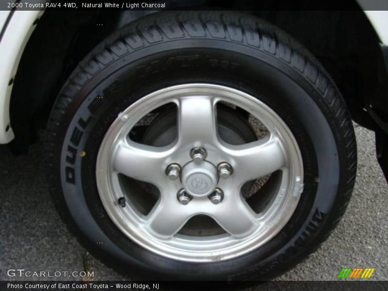 Natural White / Light Charcoal 2000 Toyota RAV4 4WD