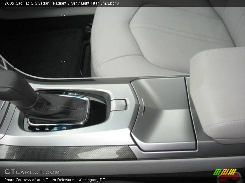 Radiant Silver / Light Titanium/Ebony 2009 Cadillac CTS Sedan