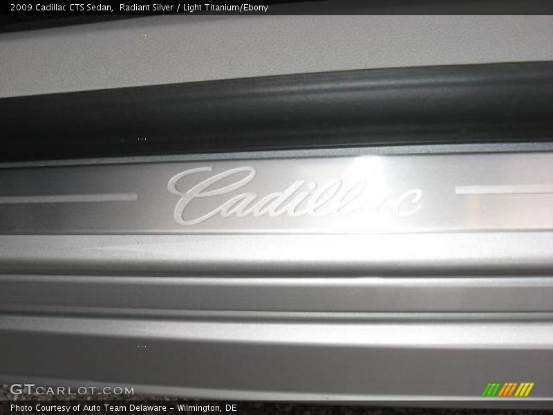 Radiant Silver / Light Titanium/Ebony 2009 Cadillac CTS Sedan