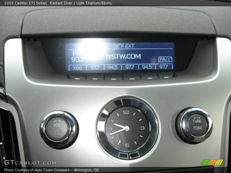 Radiant Silver / Light Titanium/Ebony 2009 Cadillac CTS Sedan