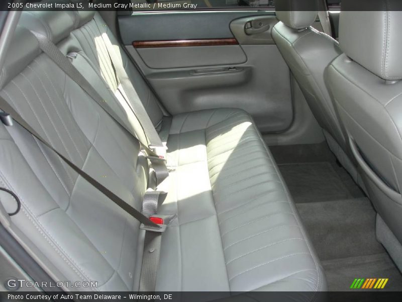 Medium Gray Metallic / Medium Gray 2005 Chevrolet Impala LS