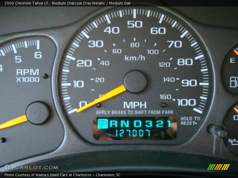 Medium Charcoal Gray Metallic / Medium Oak 2000 Chevrolet Tahoe LT