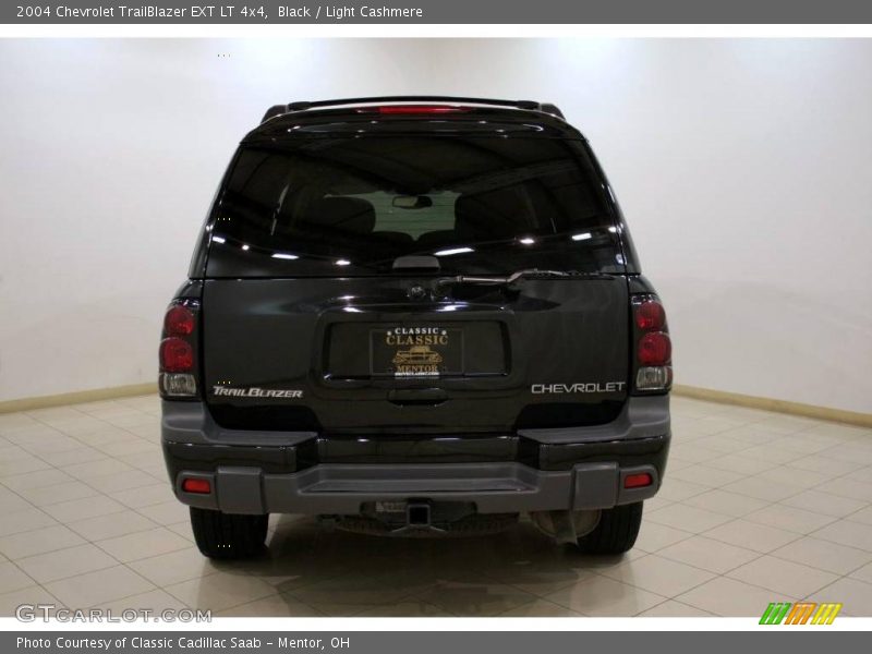 Black / Light Cashmere 2004 Chevrolet TrailBlazer EXT LT 4x4