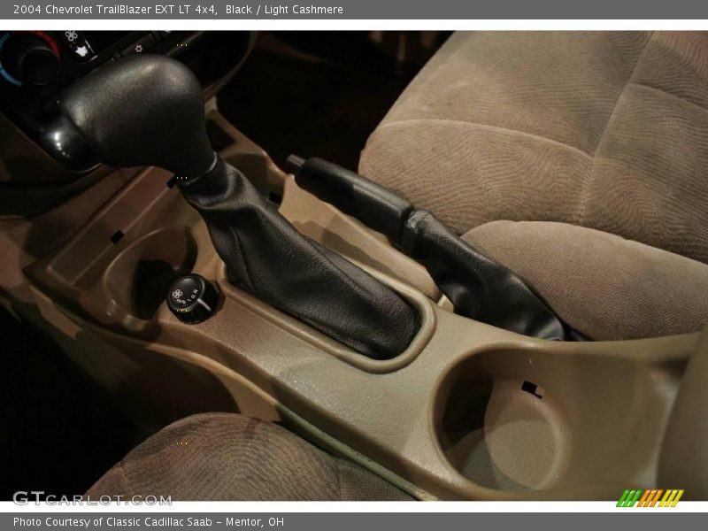 Black / Light Cashmere 2004 Chevrolet TrailBlazer EXT LT 4x4