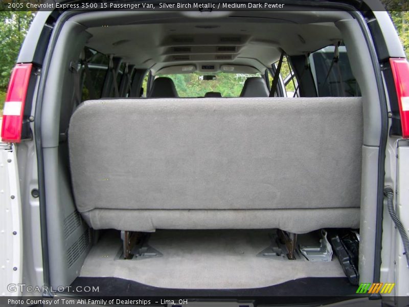 Silver Birch Metallic / Medium Dark Pewter 2005 Chevrolet Express 3500 15 Passenger Van
