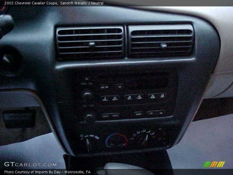 Sandrift Metallic / Neutral 2002 Chevrolet Cavalier Coupe