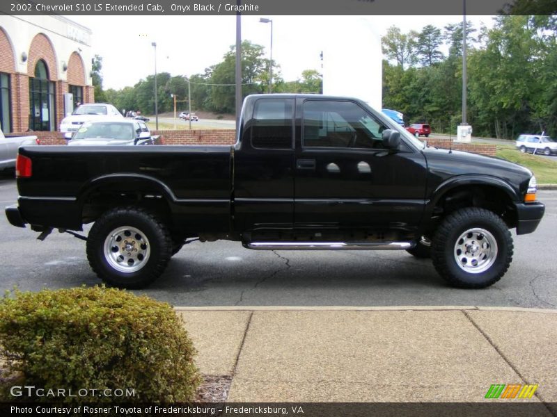 Onyx Black / Graphite 2002 Chevrolet S10 LS Extended Cab