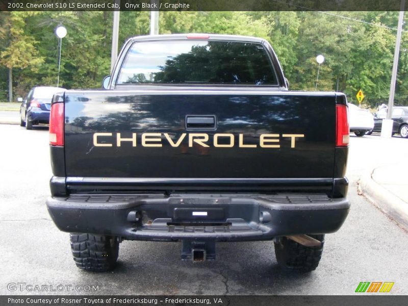 Onyx Black / Graphite 2002 Chevrolet S10 LS Extended Cab