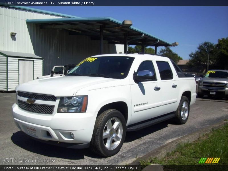 Summit White / Ebony 2007 Chevrolet Avalanche LTZ