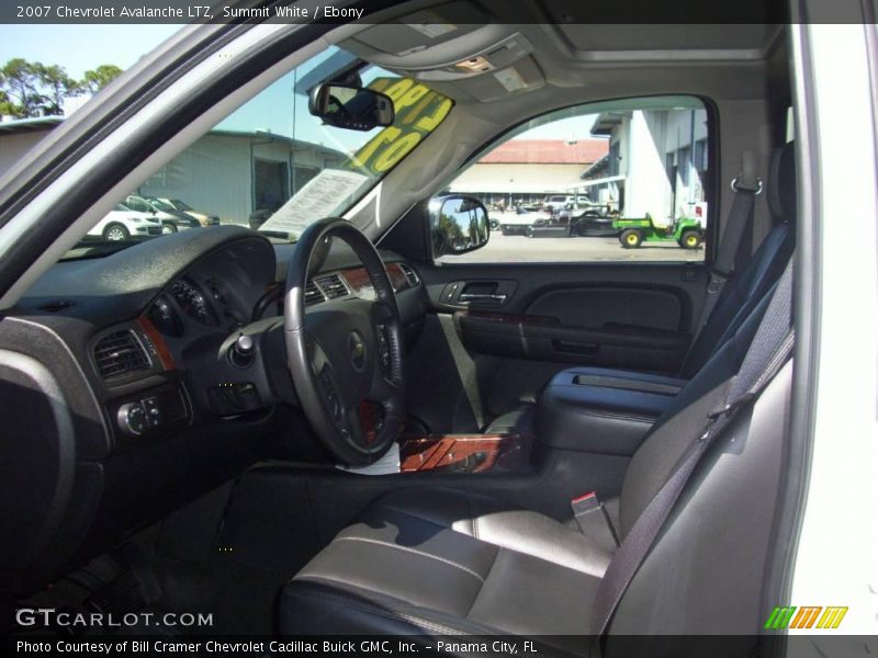 Summit White / Ebony 2007 Chevrolet Avalanche LTZ