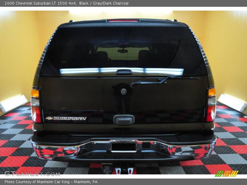 Black / Gray/Dark Charcoal 2006 Chevrolet Suburban LT 1500 4x4