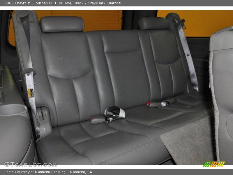 Black / Gray/Dark Charcoal 2006 Chevrolet Suburban LT 1500 4x4