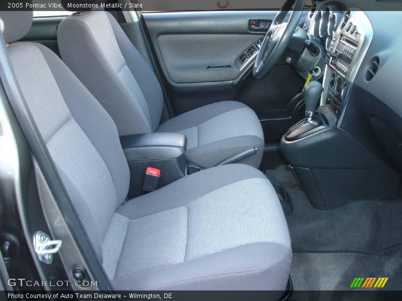 Moonstone Metallic / Slate 2005 Pontiac Vibe