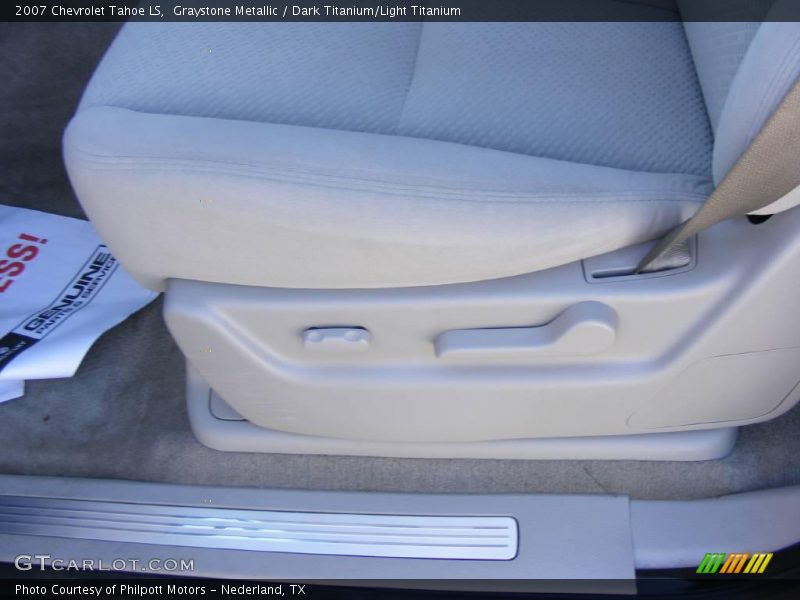 Graystone Metallic / Dark Titanium/Light Titanium 2007 Chevrolet Tahoe LS