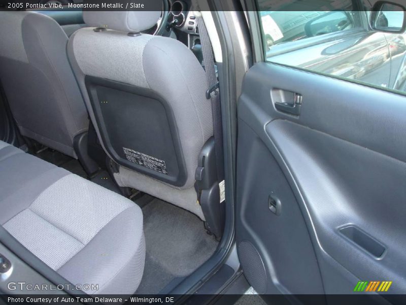 Moonstone Metallic / Slate 2005 Pontiac Vibe
