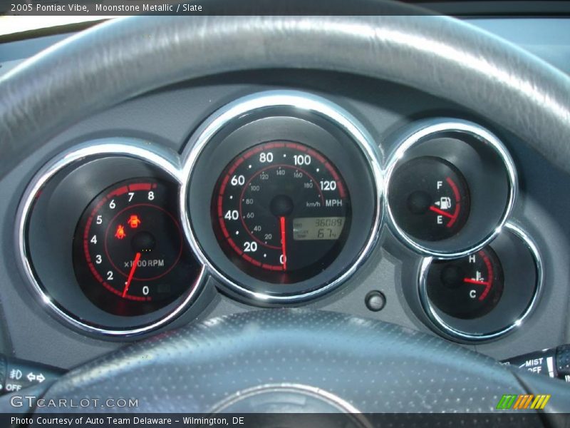 Moonstone Metallic / Slate 2005 Pontiac Vibe