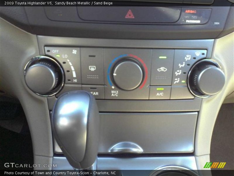 Sandy Beach Metallic / Sand Beige 2009 Toyota Highlander V6