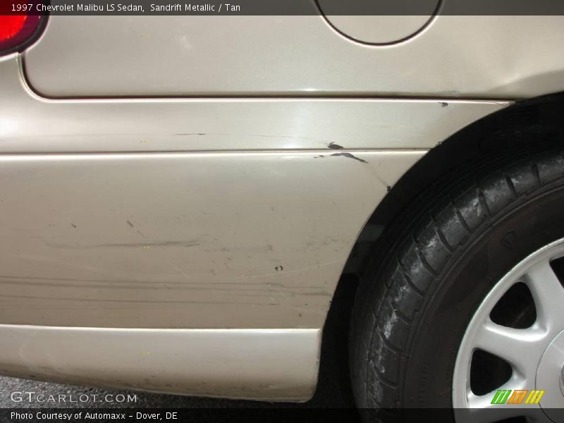 Sandrift Metallic / Tan 1997 Chevrolet Malibu LS Sedan