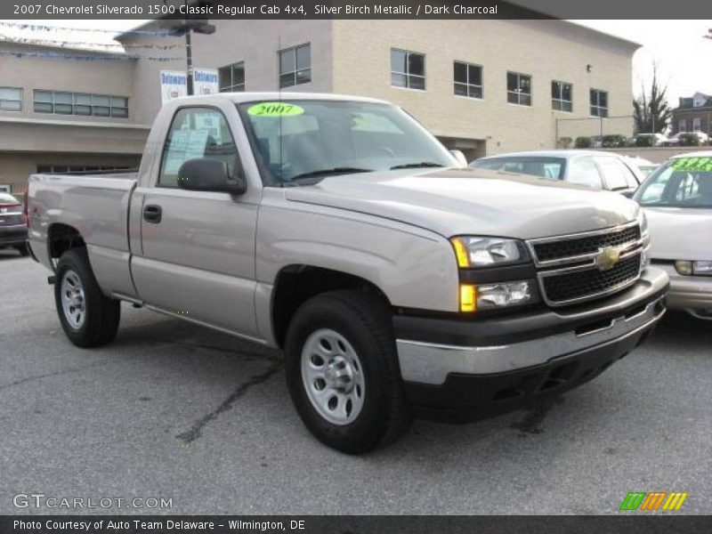 Silver Birch Metallic / Dark Charcoal 2007 Chevrolet Silverado 1500 Classic Regular Cab 4x4