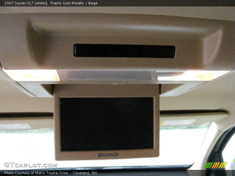 Prairie Gold Metallic / Beige 2007 Suzuki XL7 Limited