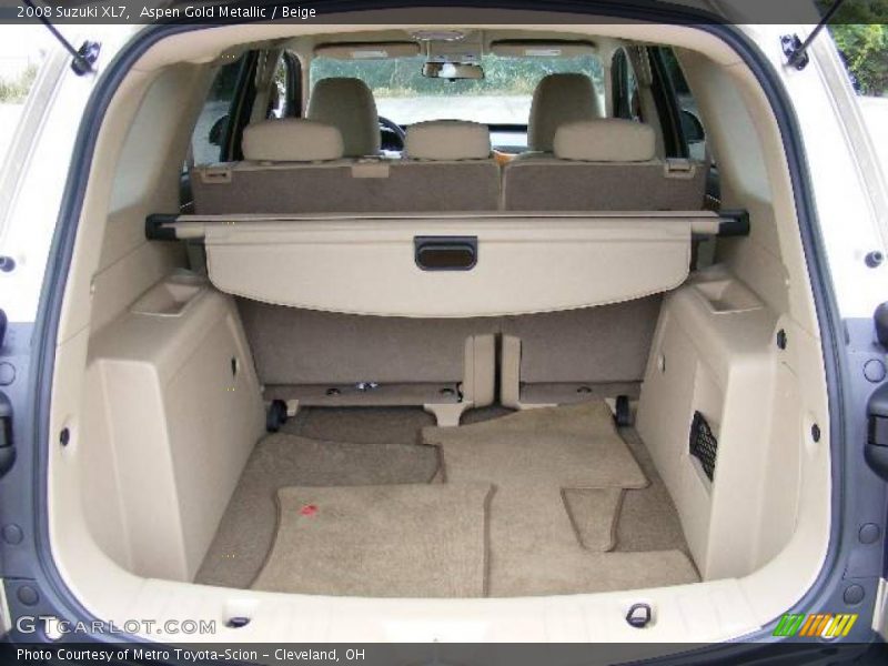 Aspen Gold Metallic / Beige 2008 Suzuki XL7