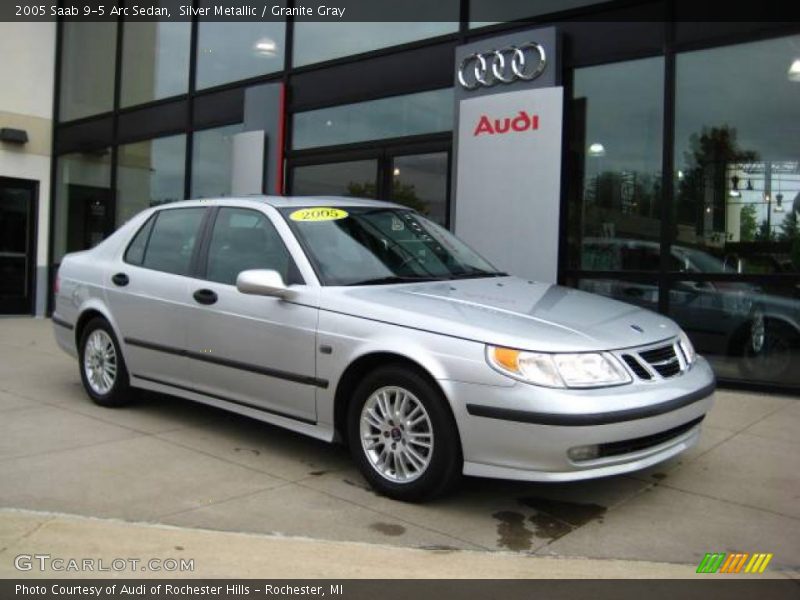 Silver Metallic / Granite Gray 2005 Saab 9-5 Arc Sedan