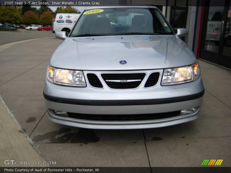 Silver Metallic / Granite Gray 2005 Saab 9-5 Arc Sedan