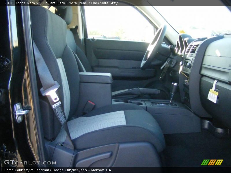 Brilliant Black Crystal Pearl / Dark Slate Gray 2010 Dodge Nitro SE