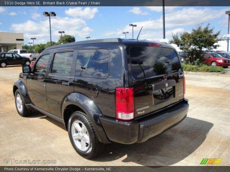 Brilliant Black Crystal Pearl / Khaki 2010 Dodge Nitro SE