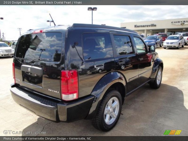 Brilliant Black Crystal Pearl / Khaki 2010 Dodge Nitro SE