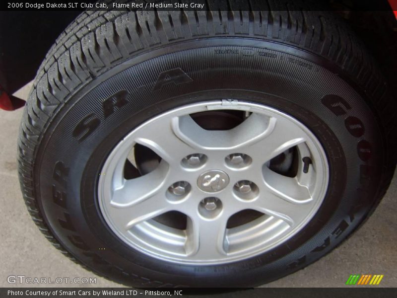 Flame Red / Medium Slate Gray 2006 Dodge Dakota SLT Club Cab