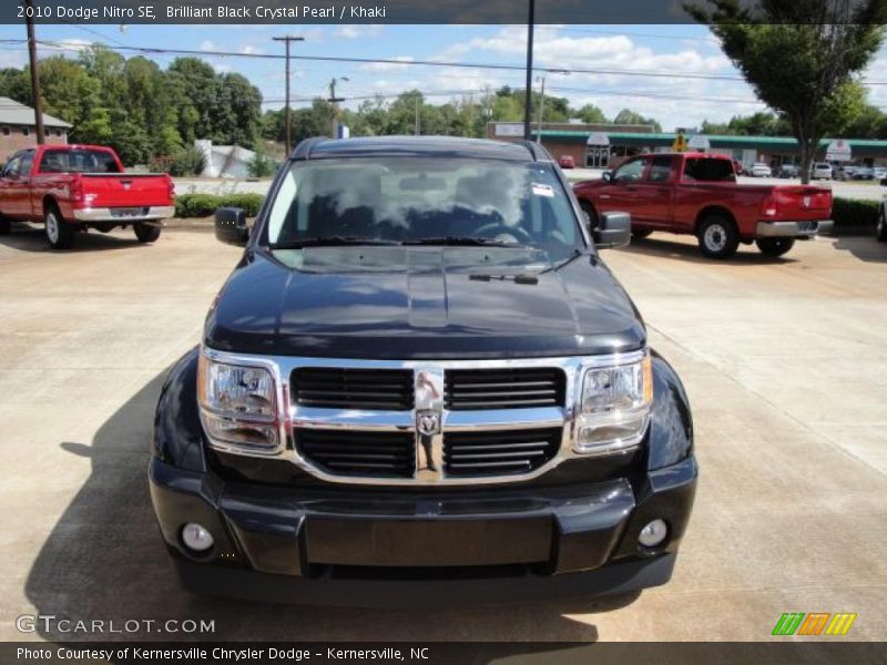 Brilliant Black Crystal Pearl / Khaki 2010 Dodge Nitro SE