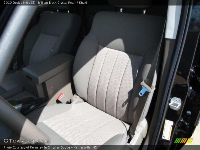 Brilliant Black Crystal Pearl / Khaki 2010 Dodge Nitro SE